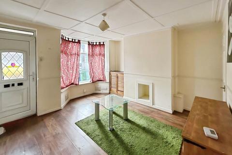 2 bedroom terraced house for sale, Victoria Street, Mansfield