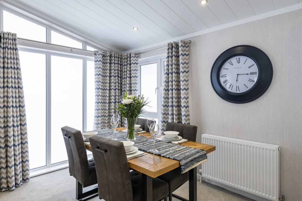 Omar Alderney Dining Area2