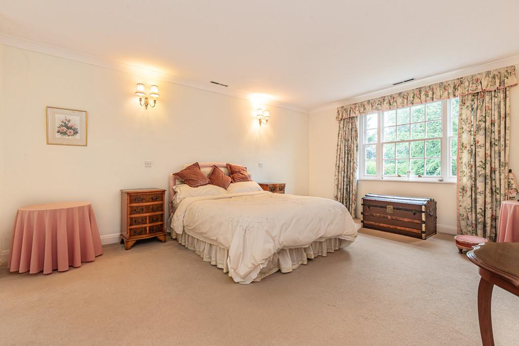 Bedroom 1 - Angle 2