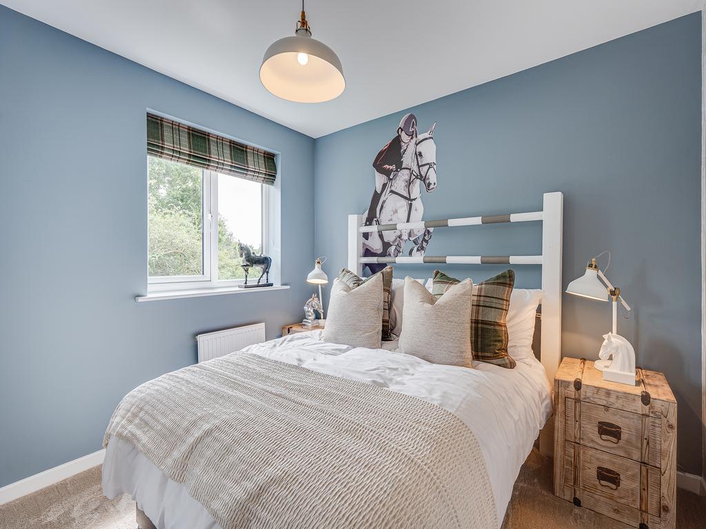 House in Newcastle upon Tyne, Kingston Park, Woolsington - More