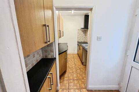 2 bedroom terraced house for sale, St Michaels Avenue, Leicester LE4