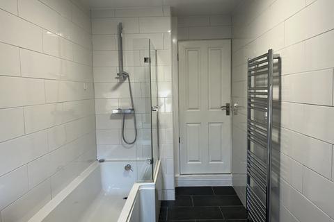 2 bedroom terraced house for sale, St Michaels Avenue, Leicester LE4