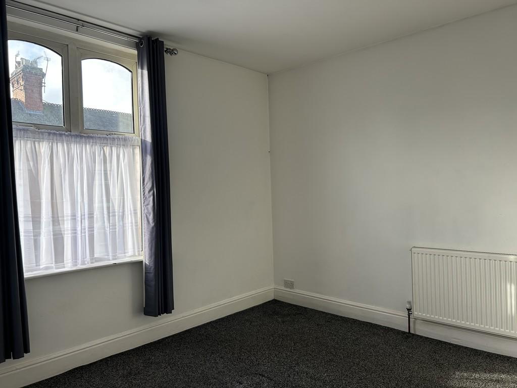 Main bedroom 1