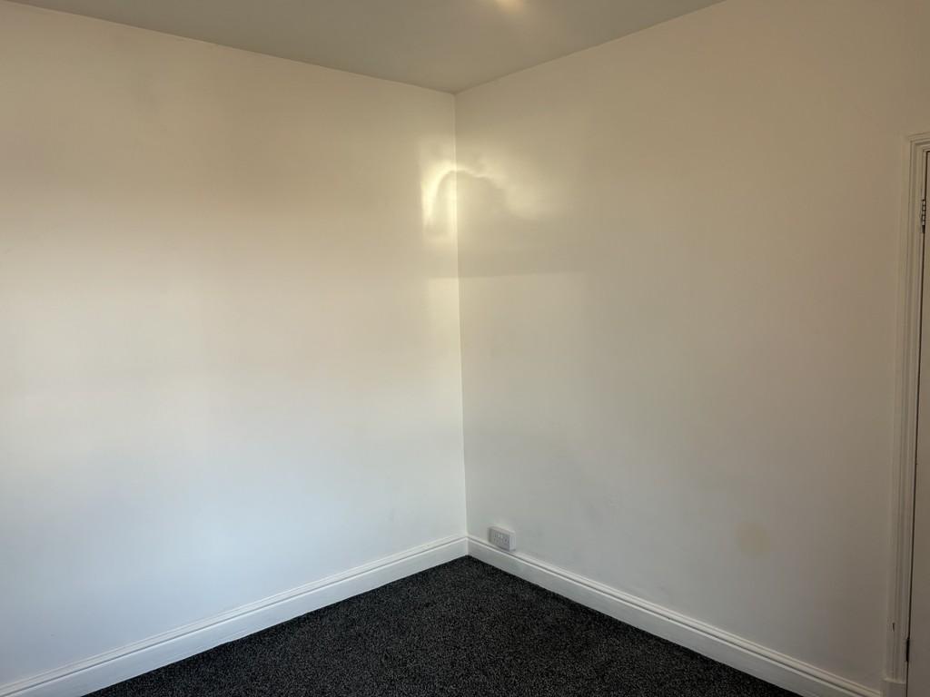 Second bedroom 3
