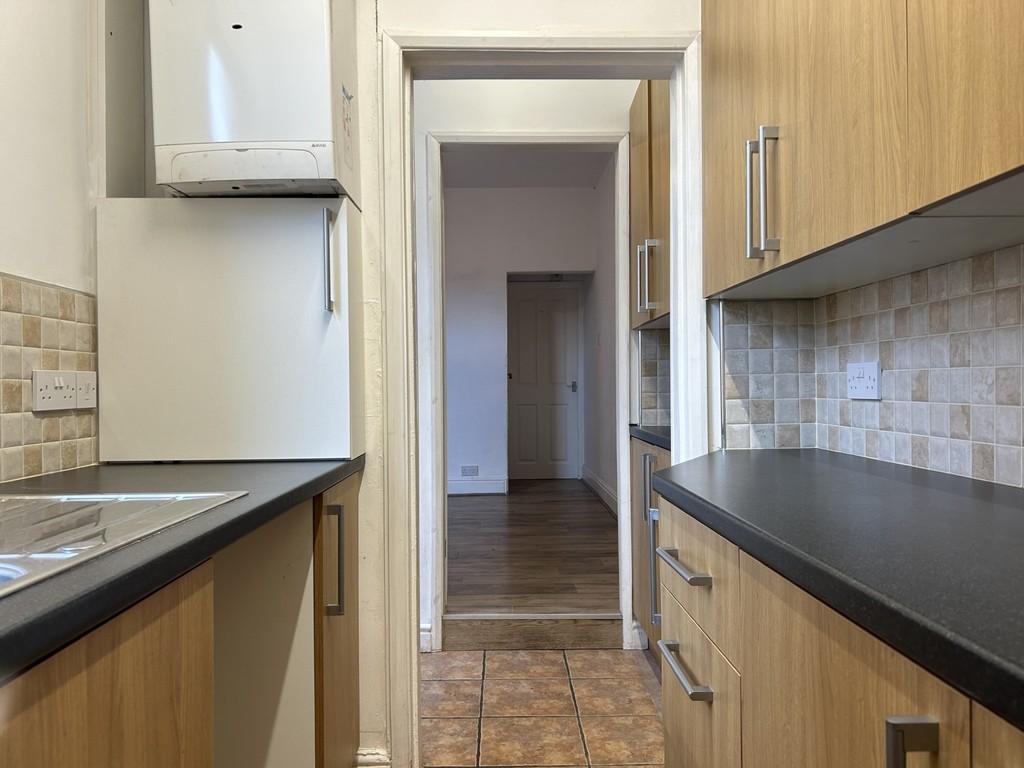 Kitchen 4