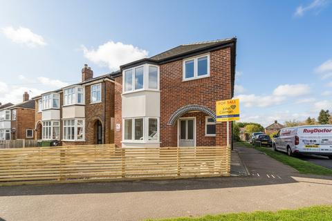 3 bedroom detached house for sale, Parklands Drive, Loughborough