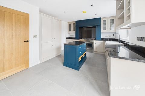 3 bedroom detached house for sale, Parklands Drive, Loughborough