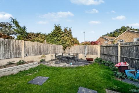 3 bedroom semi-detached house for sale, Boxalls Grove, Aldershot