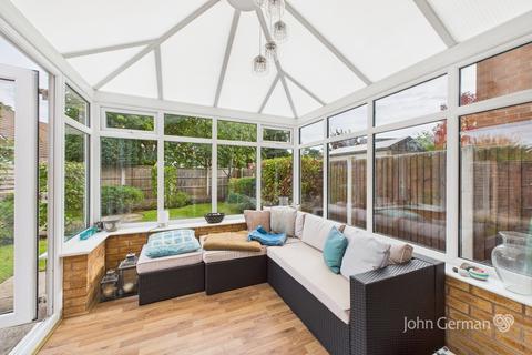 3 bedroom detached house for sale, Washington Drive, Meadowcroft Park, Stafford