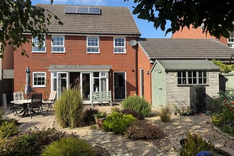 4 bedroom detached house for sale, Veysey Close, Exeter