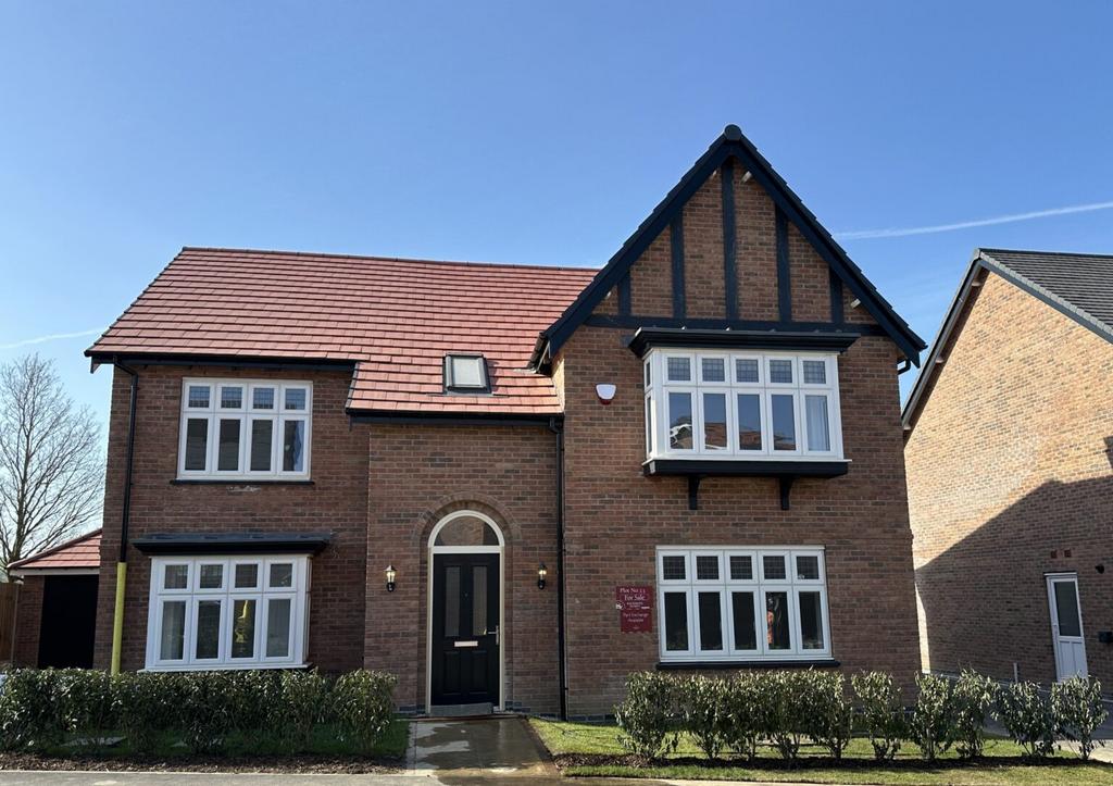 5 bedroom detached house for sale