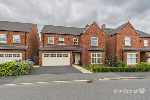 5 bedroom detached house for sale, Oak Road, Burton-on-Trent