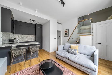 Studio to rent, Coleherne Road, Chelsea SW10