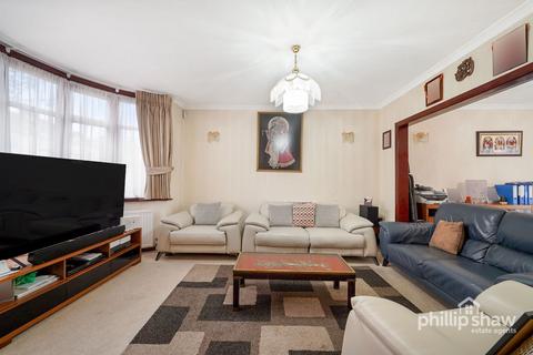 4 bedroom semi-detached house for sale, Westfield Drive, Harrow, HA3