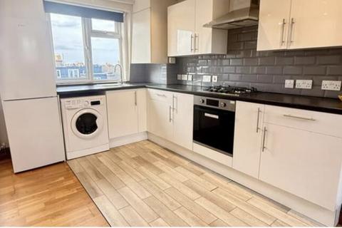 1 bedroom flat to rent, Montana Road, London