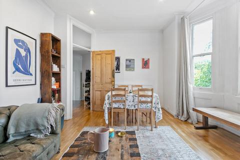 2 bedroom apartment for sale, Albion Road, Stoke Newington, London, N16