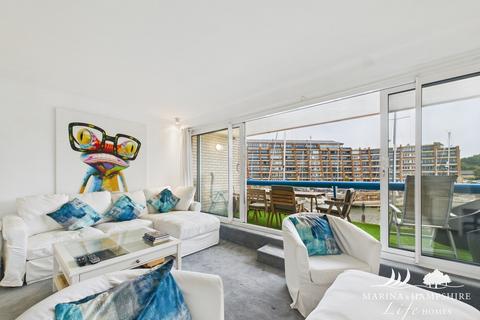 3 bedroom apartment for sale, Oyster Quay, Portsmouth PO6