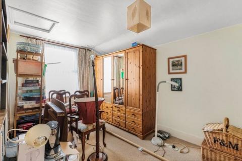 3 bedroom terraced house for sale, Tuscan Road, London