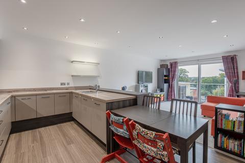 2 bedroom apartment to rent, May Baird Gardens, Aberdeen