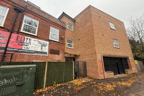 1 Fords Grove, Winchmore Hill