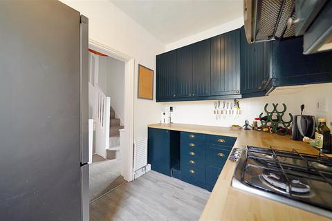 2 bedroom flat for sale, Musard Road, W6