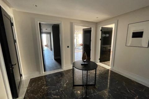 3 bedroom apartment to rent, 5 Belvedere Road,  London, SE1