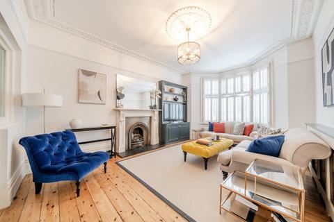 4 bedroom end of terrace house for sale, Bournevale Road, Streatham, London, SW16