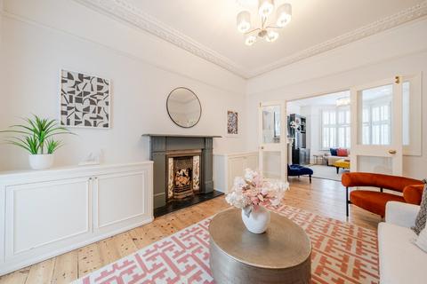 4 bedroom end of terrace house for sale, Bournevale Road, Streatham, London, SW16