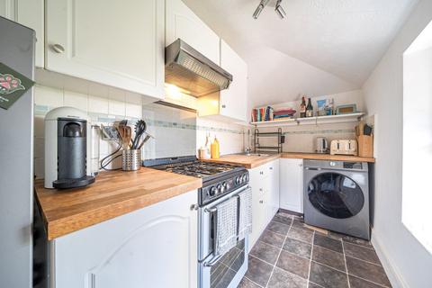 2 bedroom flat for sale, Kirkdale, London, SE26