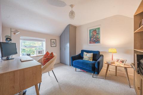 2 bedroom flat for sale, Kirkdale, London, SE26