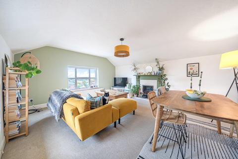2 bedroom flat for sale, Kirkdale, London, SE26