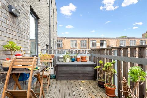 2 bedroom apartment for sale, Tryon Crescent, London, E9