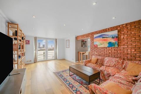 2 bedroom flat for sale, Millennium Drive, London