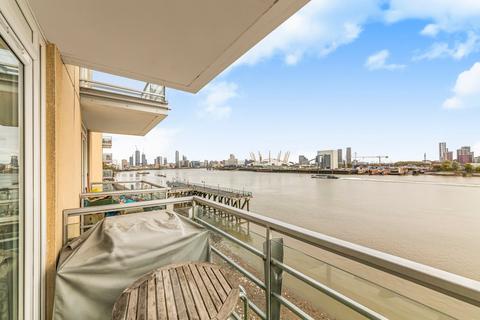 2 bedroom flat for sale, Millennium Drive, London