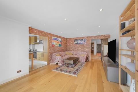 2 bedroom flat for sale, Millennium Drive, London