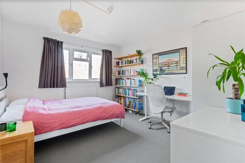 98 Virginia Road, London, E2 7NG