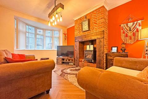 3 bedroom semi-detached house for sale, Castle Road, TIPTON, DY4 8EA