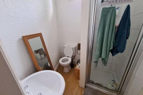 5 bedroom house to rent, Richmond Avenue, Leeds LS6
