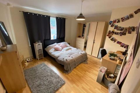 4 bedroom house to rent, Richmond Mount, Leeds LS6