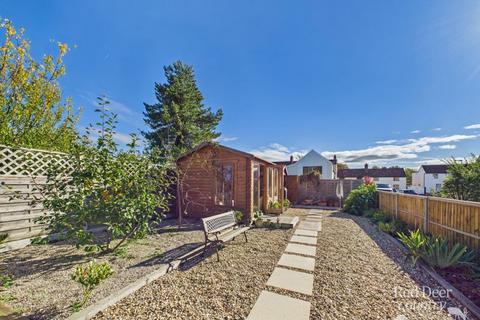 undefined, East Street, Cannington
