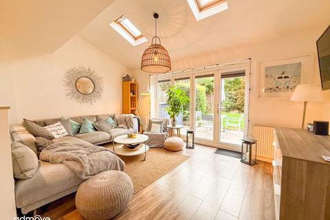 4 bedroom townhouse for sale, Millington Gardens, Lymm, WA13 9UJ