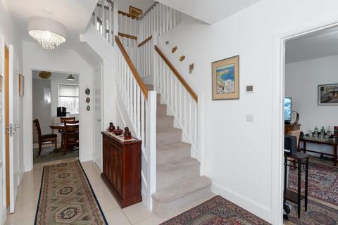 undefined, Kinlouch Crescent, Rosewell, EH24