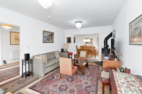 5 bedroom detached house for sale, Kinlouch Crescent, Rosewell, EH24