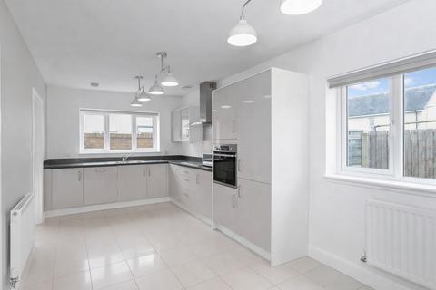 undefined, Kinlouch Crescent, Rosewell, EH24