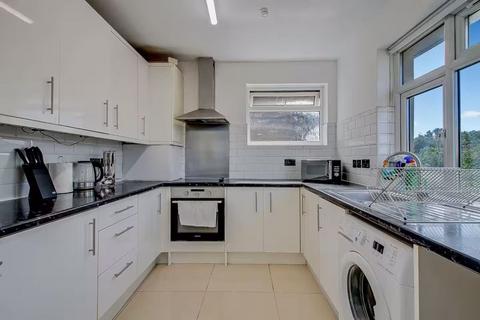 2 bedroom maisonette for sale, Carlton Close, Northolt