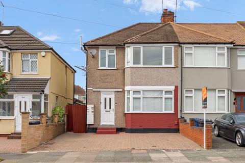 Carr Road, Northolt