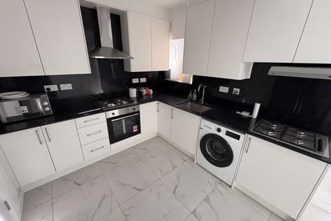 Tudor Road, Hayes, UB3