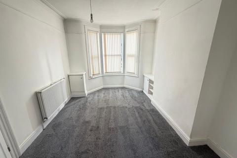 3 bedroom terraced house to rent, Downing Road, Bootle
