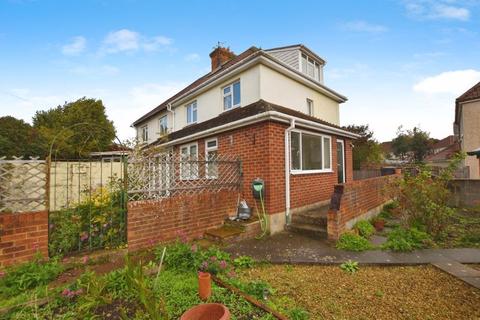 undefined, Fairfield Road, Salisbury                         *NO ONWARD CHAIN*