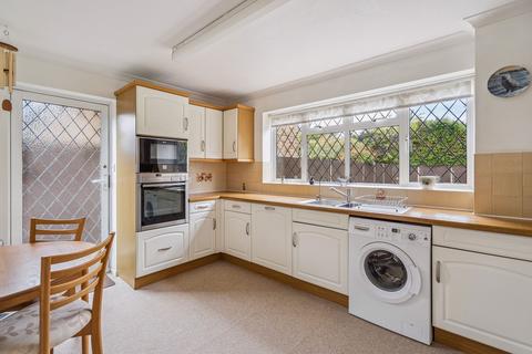 4 bedroom detached house for sale, Nairdwood Lane, Great Missenden HP16